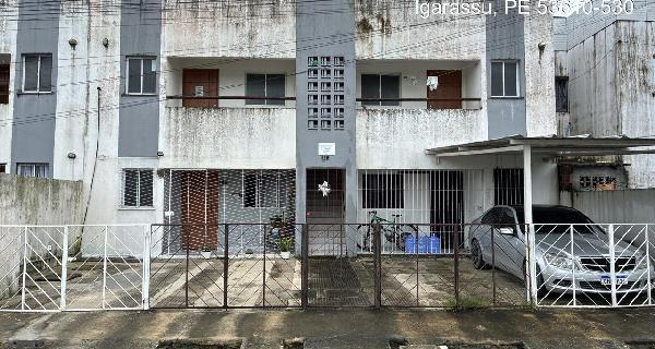 PE/IGARASSU - Apartamento em AGAMENON MAGALHAES