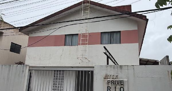 PE/PAULISTA - Apartamento em MARIA FARINHA