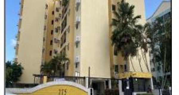 PE/RECIFE - Apartamento em SAN MARTIN