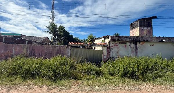 PE/SIRINHAEM - Casa em BARRA DE SIRINHAEM