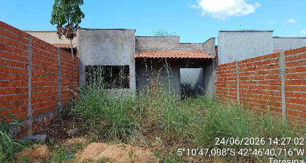 PI/TERESINA - Casa em ANGELIM