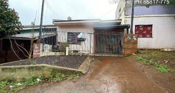 PR/CASCAVEL - Casa em CATARATAS