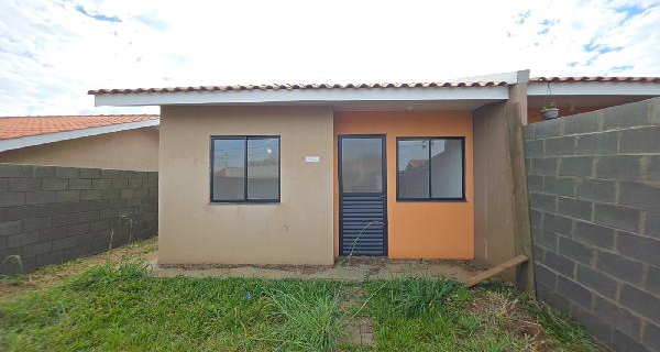 PR/PONTA GROSSA - Casa em COLONIA DONA LUIZA