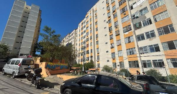 RJ/NITEROI - Apartamento em FONSECA