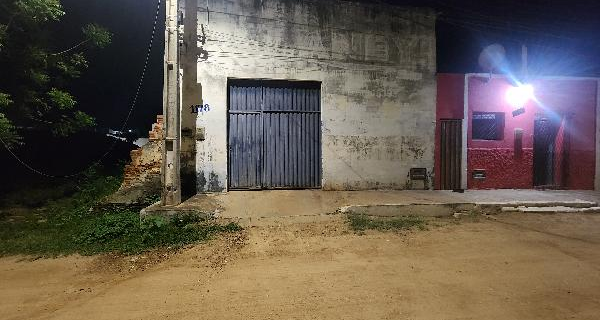 RN/ACU - Casa em CENTRO