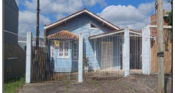 RS/PORTO ALEGRE - Casa em JARDIM LEOPOLDINA