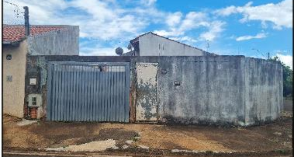 SP/PEDERNEIRAS - Casa em NUCLEO HABITACIONAL ANTONIO FACIOLO