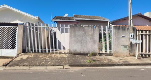 SP/QUINTANA - Casa em JARDIM DAS PALMEIRAS