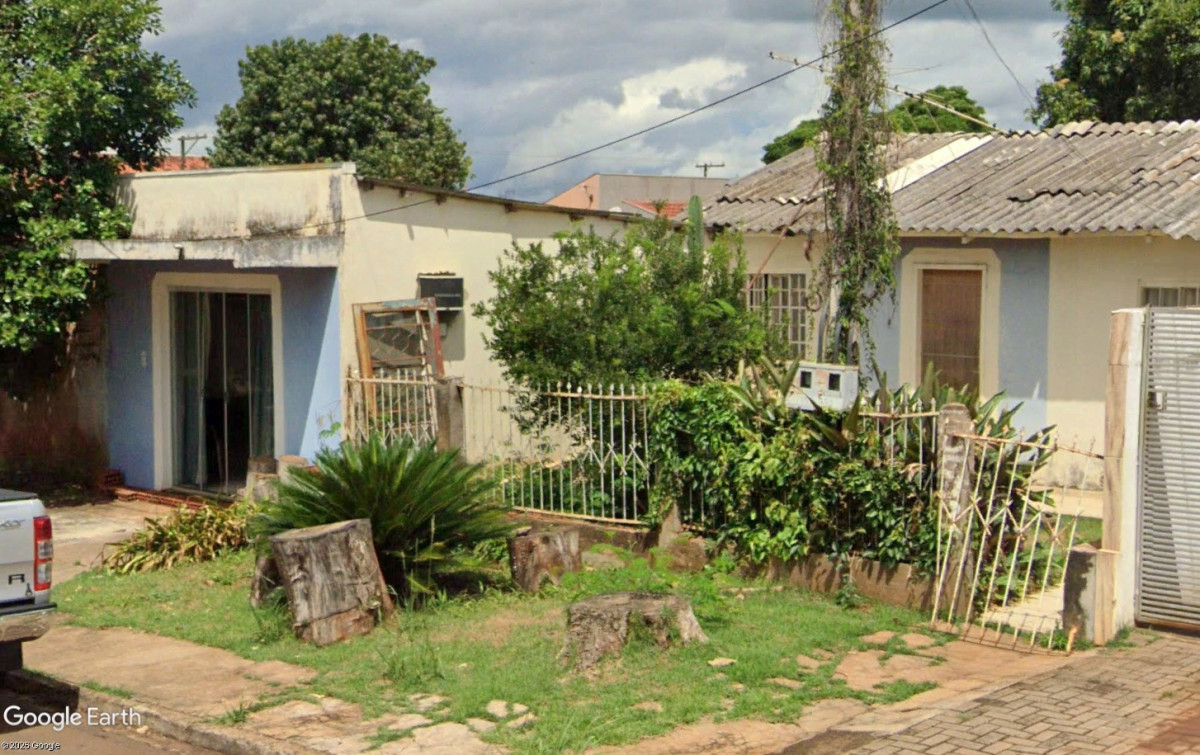 Rua Jurema Pompeo Miguel, nº 552, Jardim Country Club, Campo Mourão - PR