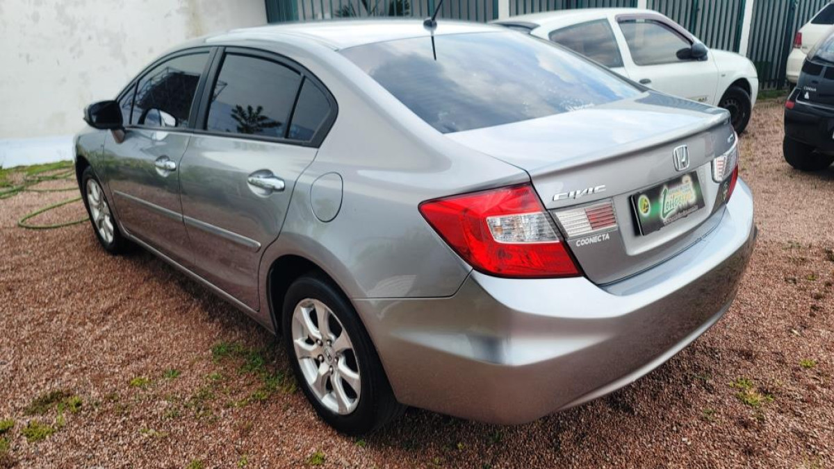 Honda/Civic EXS - 2012/2013 — foto 23 de 37