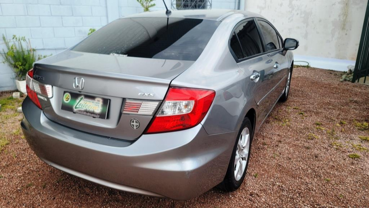 Honda/Civic EXS - 2012/2013 — foto 27 de 37