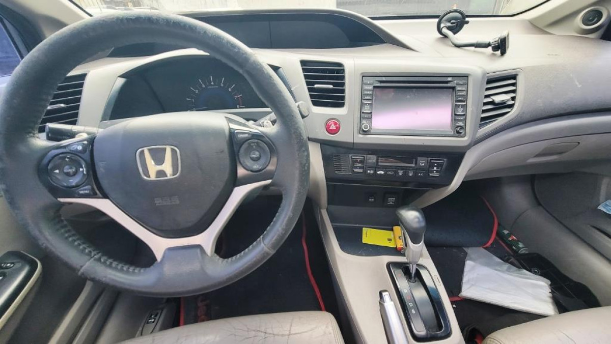 Honda/Civic EXS - 2012/2013 — foto 17 de 37