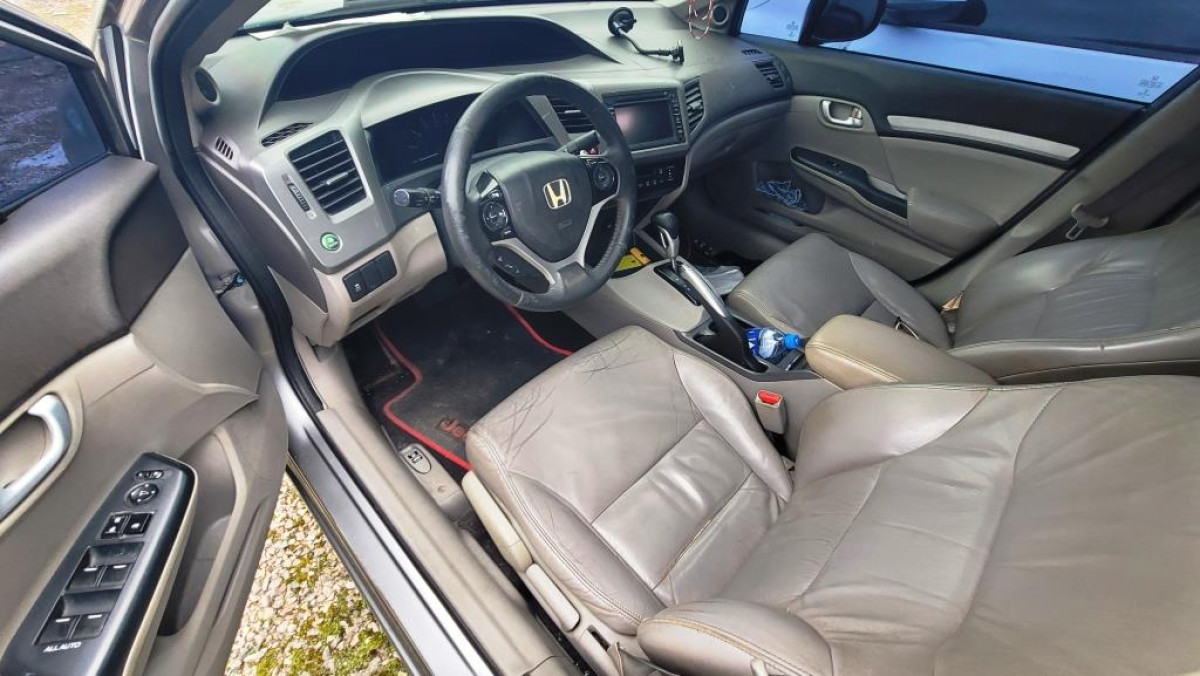 Honda/Civic EXS - 2012/2013 — foto 13 de 37