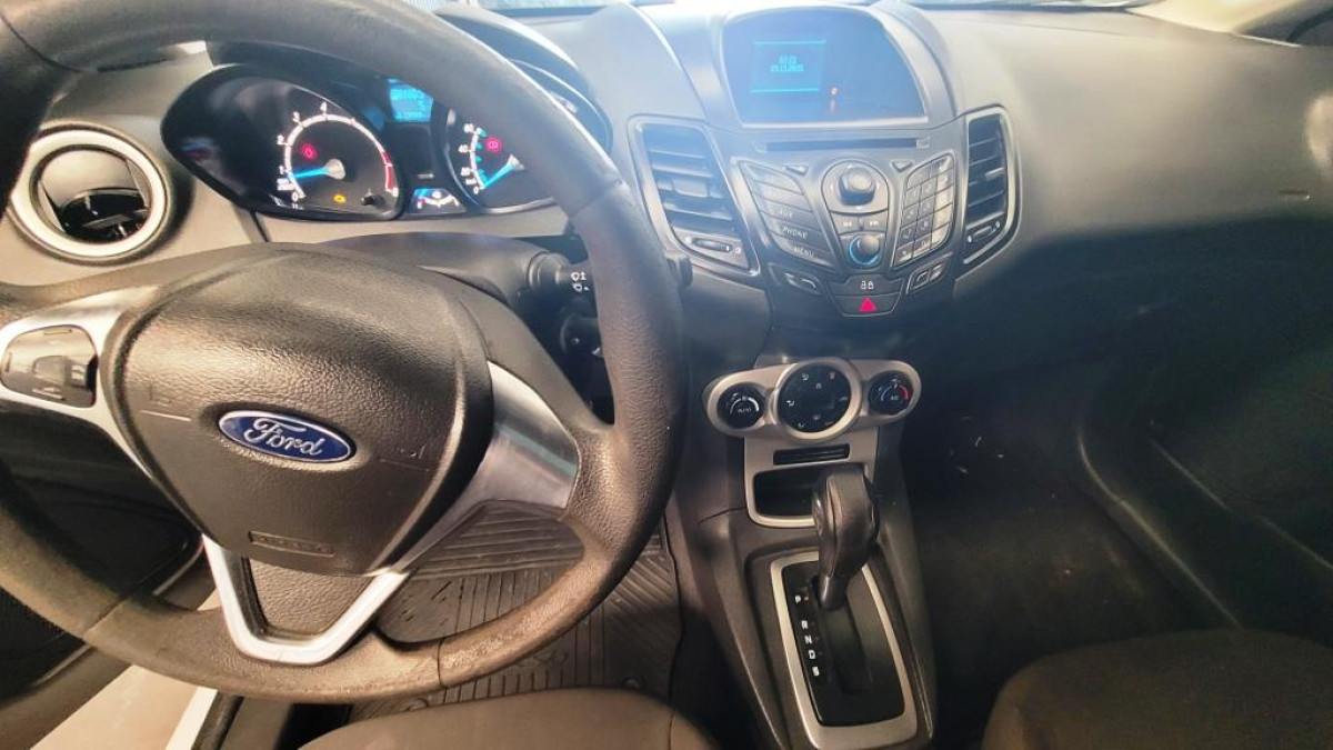 Ford/Fiesta HA 1.6L SE A - 2015/2015 — foto 25 de 35