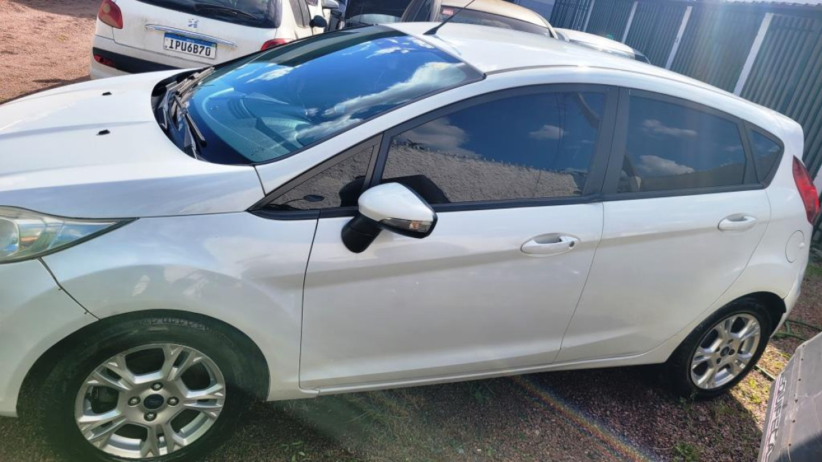 Ford/Fiesta HA 1.6L SE A - 2015/2015 — foto 12 de 35