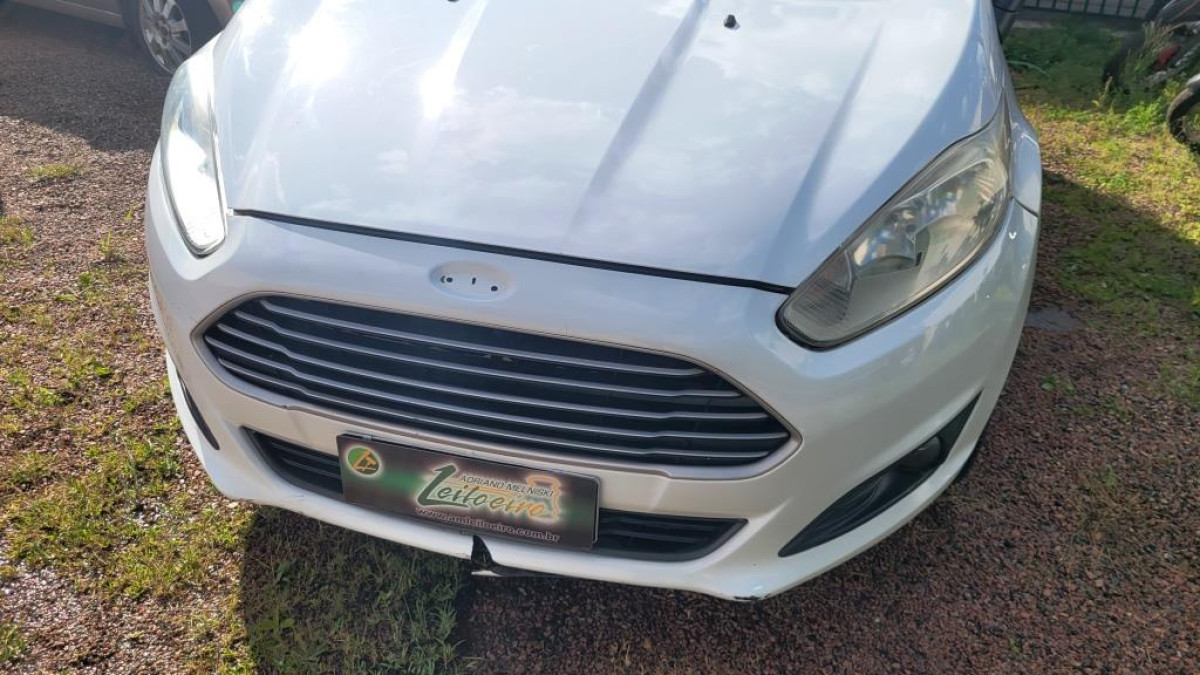 Ford/Fiesta HA 1.6L SE A - 2015/2015 — foto 8 de 35