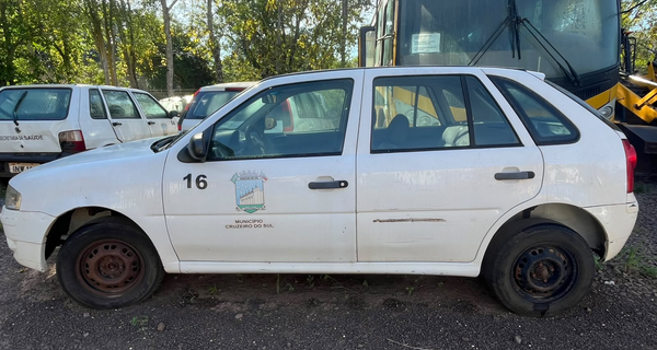 AUTOMÓVEL – Volkswagen Gol 1.0 EcoMotion G-IV – Ano/Modelo 2010/2011 – Cor Branca