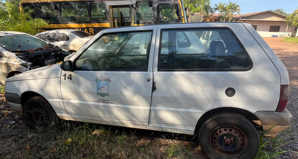 AUTOMÓVEL - Fiat Uno Mille Economy – Ano/Modelo 2008/2009 – Cor Branca