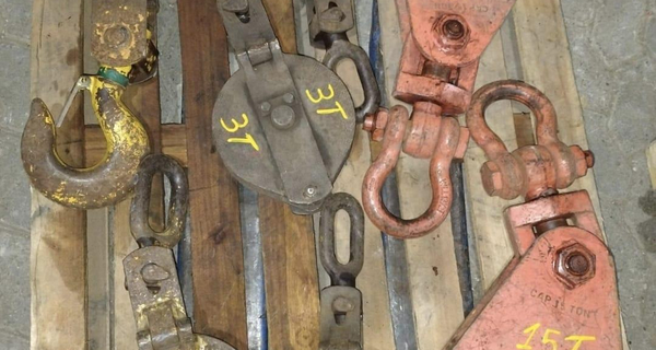7 MOITÕES DE 3 A 15 TONELADAS
