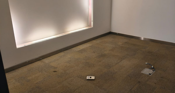 PISO ELEVADO 50X50CM COM ESTRUTURA - 9,77 M²