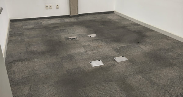 PISO ELEVADO 50X50CM COM ESTRUTURA - 16,36 M²