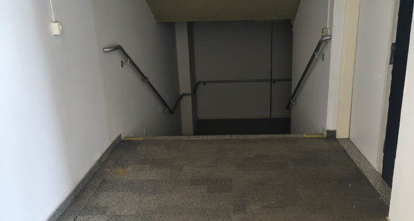 PISO ELEVADO 50X50CM COM ESTRUTURA - 54,00 M²