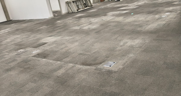 PISO ELEVADO 50X50CM COM ESTRUTURA - 199,90 M²
