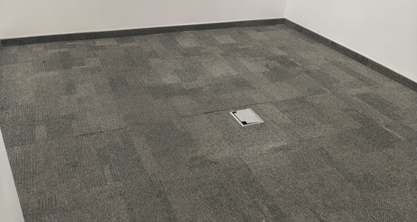 PISO ELEVADO 50X50CM COM ESTRUTURA - 9,96 M²