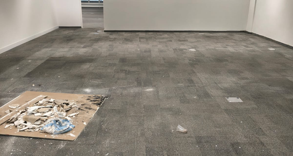 PISO ELEVADO 50X50CM COM ESTRUTURA - 76,63 M²