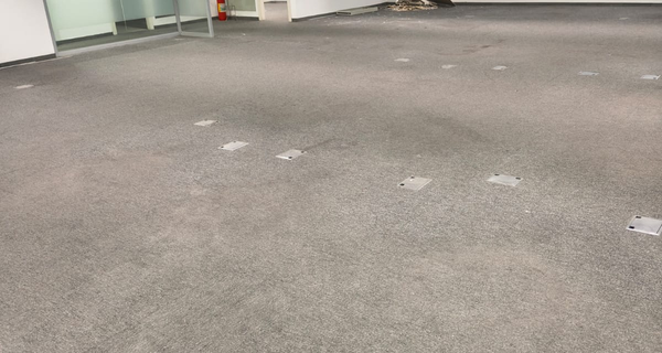 PISO ELEVADO 50X50CM COM ESTRUTURA - 256,84 M²