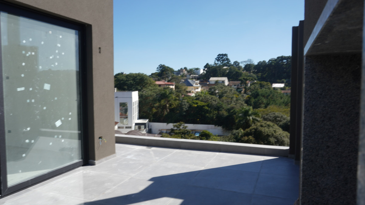 Apartamento 402 com duas vagas para até 3 carros cada vaga - Condomínio Le Gris - Av. Manoel Ribas, 3574 - Santa Felicidade - Curitiba/PR — foto 3 de 5