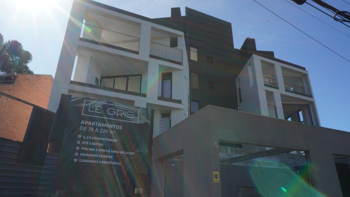 Apartamento 404 com duas vagas para até 3 carros cada vaga - Condomínio Le Gris - Av. Manoel Ribas, 3574 - Santa Felicidade - Curitiba/PR — foto 14 de 14
