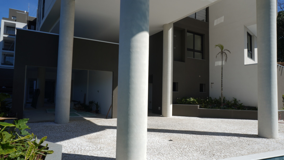 Apartamento 404 com duas vagas para até 3 carros cada vaga - Condomínio Le Gris - Av. Manoel Ribas, 3574 - Santa Felicidade - Curitiba/PR — foto 11 de 14