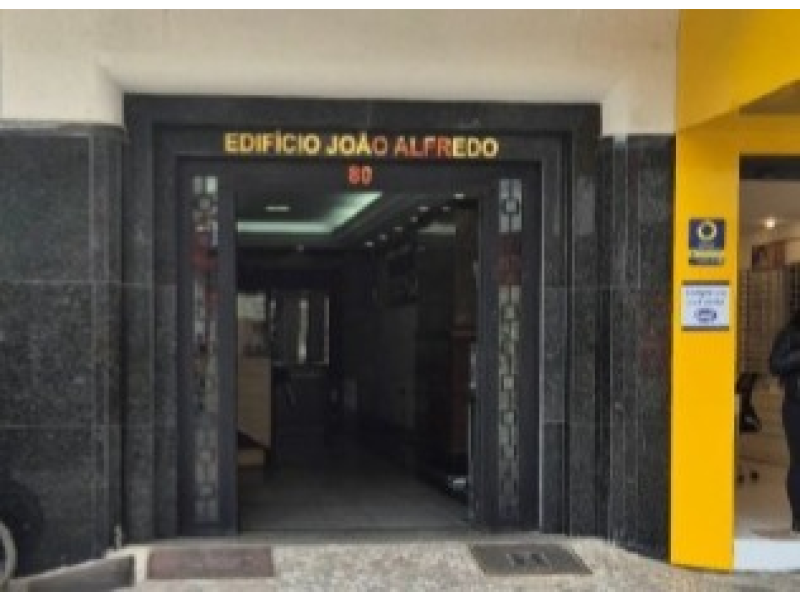 Sala Comercial 1202 - Ed. João Alfredo - Praça Zacarias, 80 - Centro - Curitiba/PR