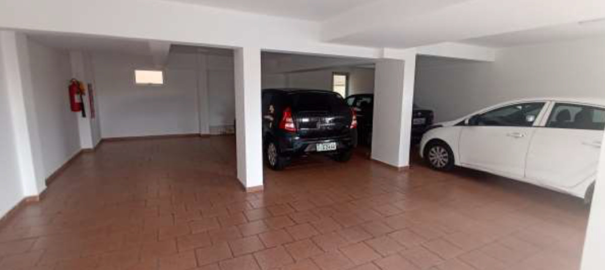 Lote: vaga na garagem coletiva sob o nº 01, destinada a estacionamento de automóveis de porte médio ou pequeno, localizada no térreo ou primeiro pavim...