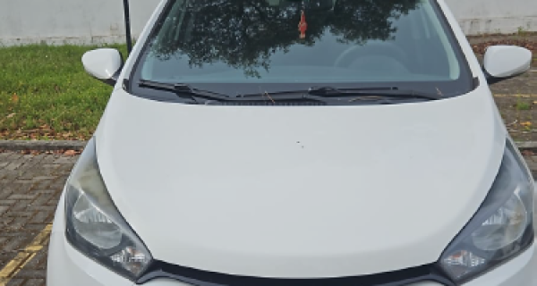Hyundai HB20 10M Comfor - 2014/2014 - Cor branca