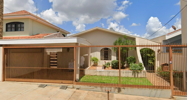 Imóvel Residencial - Rua Doutor Walter Medeiros Mauro, 649 – Vila Harmonia – Araraquara/SP