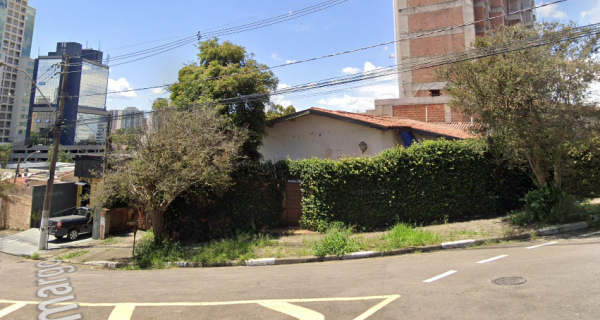 Casa - Rua Dr. José Ferreira Camargo, 1770 - Nova Campinas - Campinas/SP