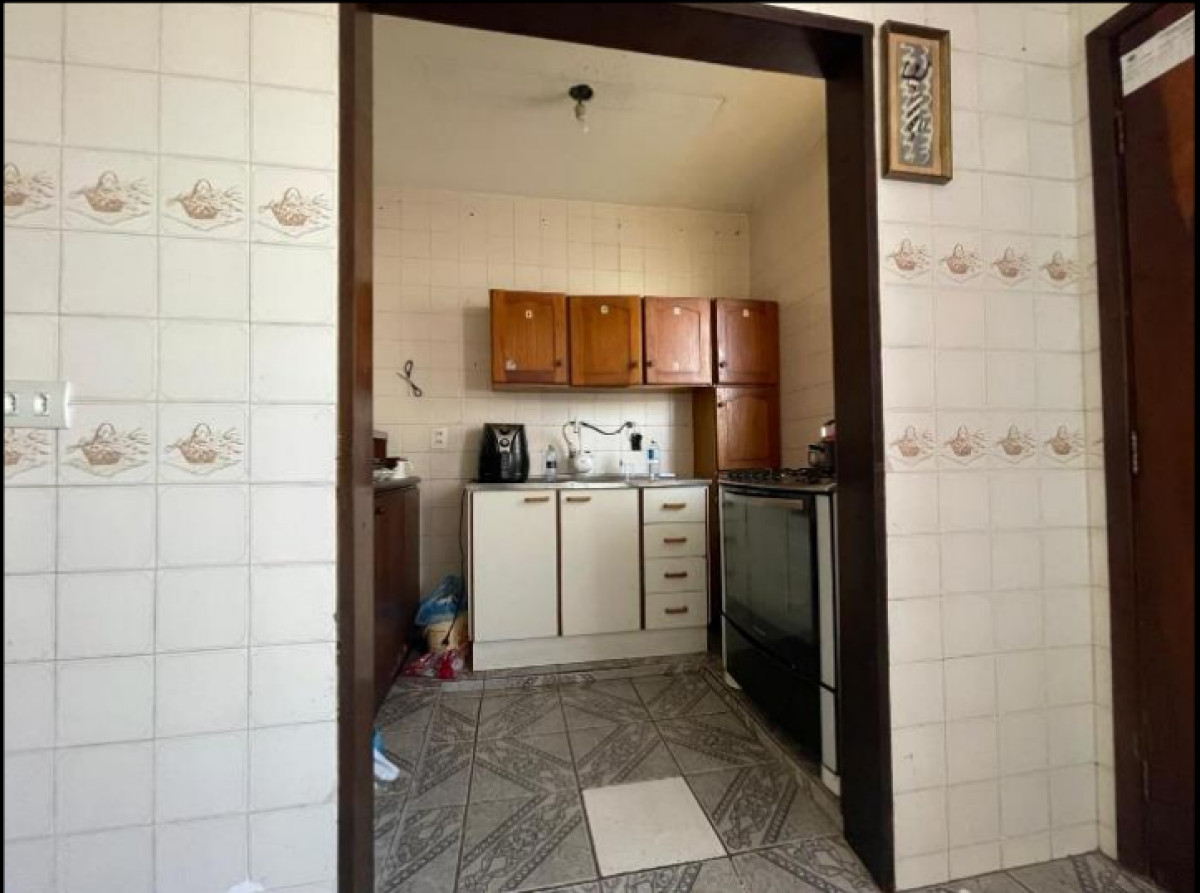Casa no Capão Raso (foto 5 de 14)