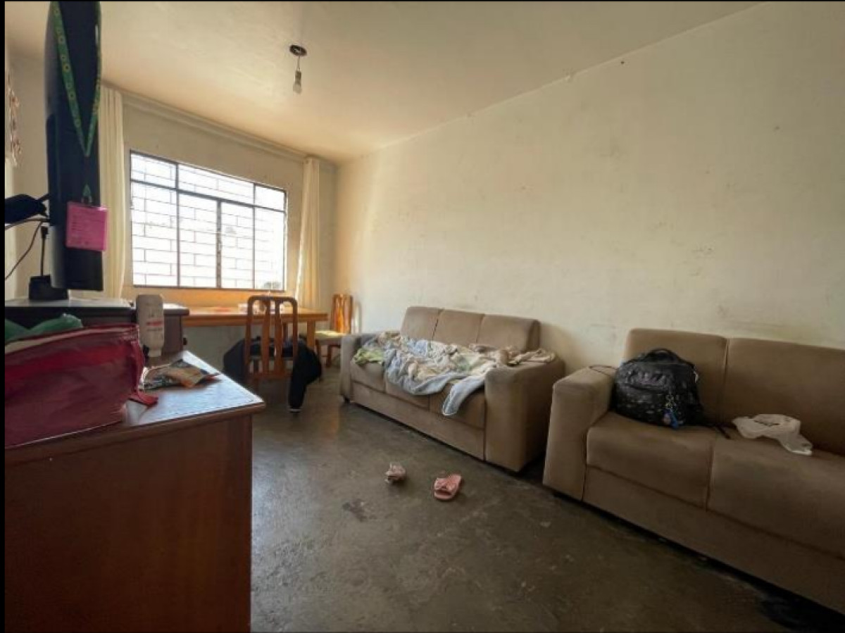 Casa no Capão Raso (foto 2 de 14)