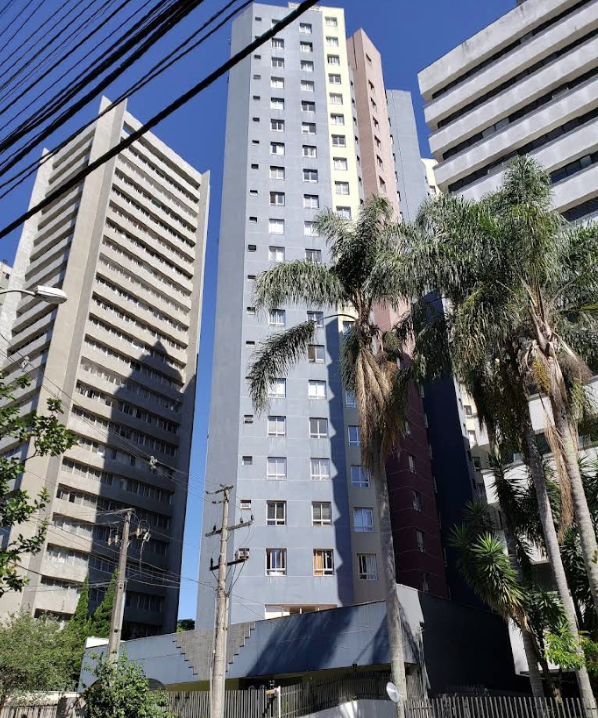 Curitiba - PR · Curitiba, PR