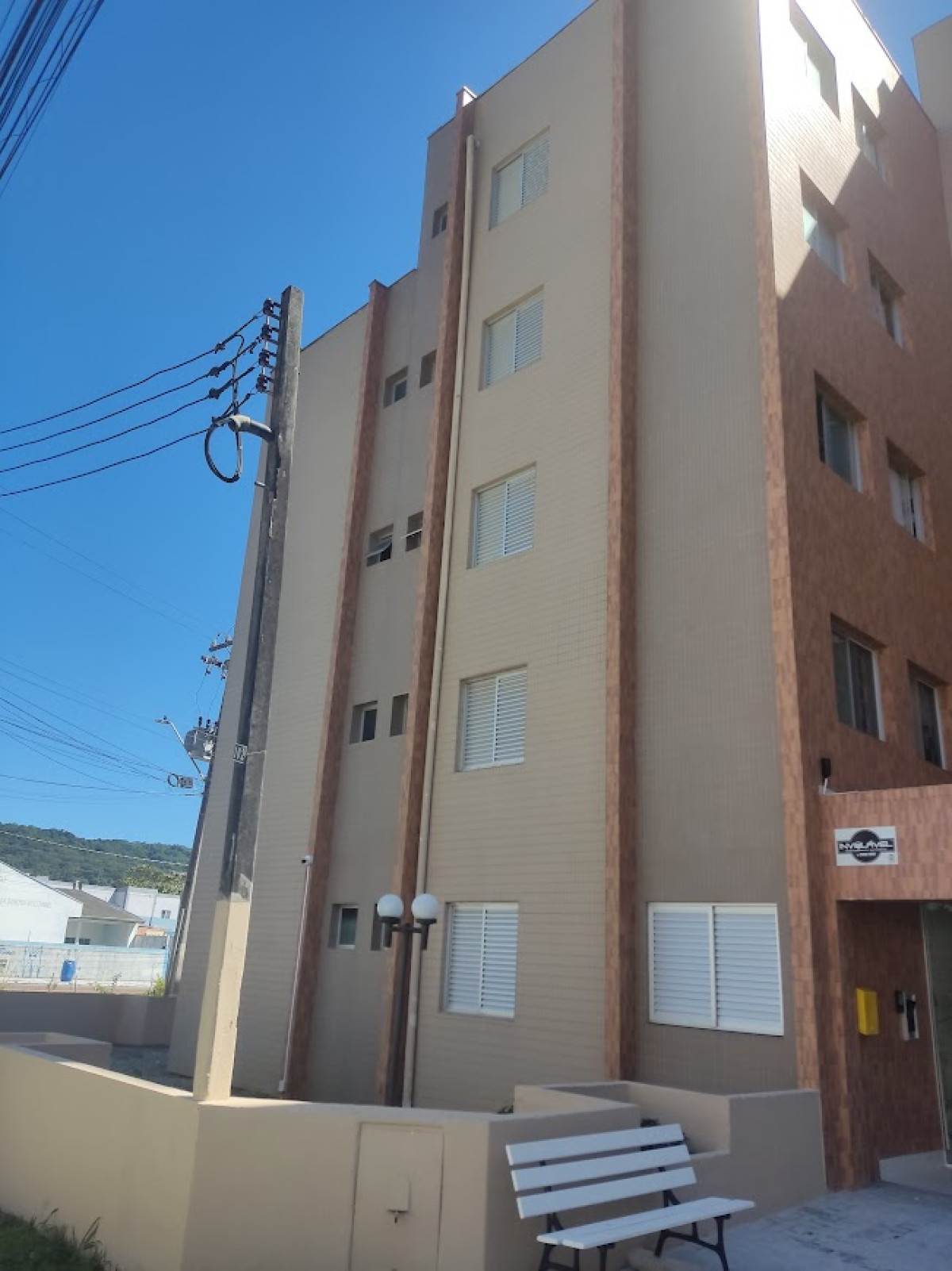 Apartamento no Caiobá (foto 3 de 5)