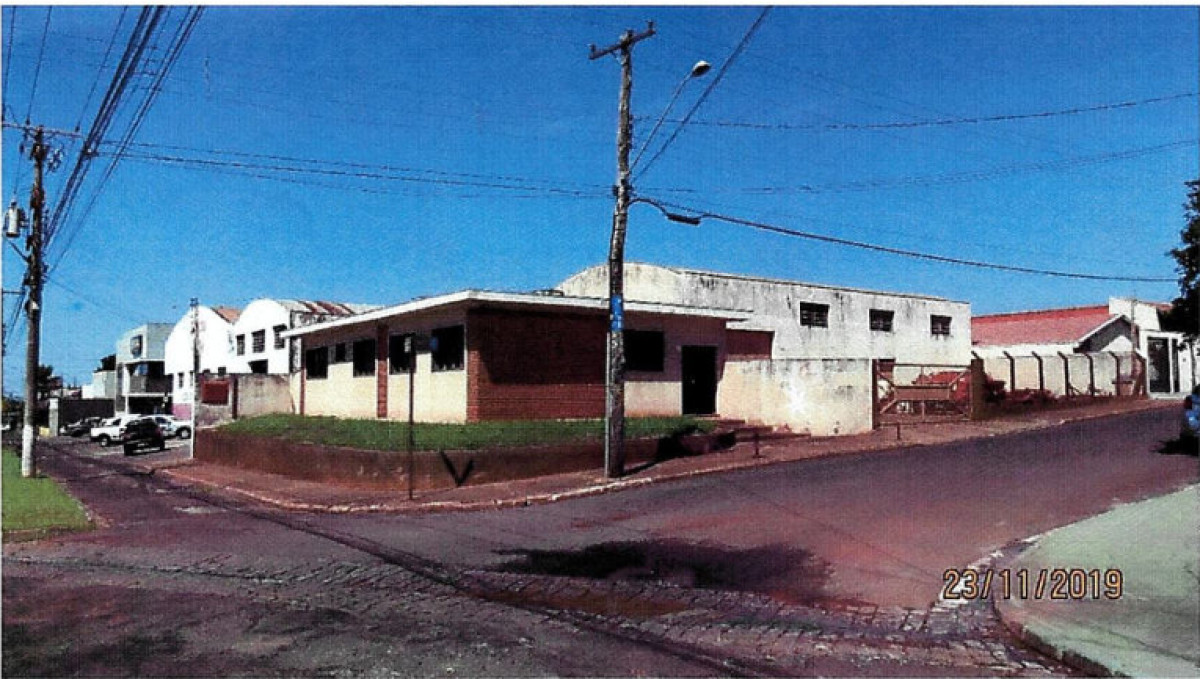 Comercial no Jardim Kennedy (foto 2 de 3)