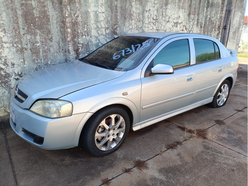 Lote 1 - Marca: GM / Modelo: ASTRA HB 4P ADVANTAGE / Placa: ASV6C76 / ATIVO 254962