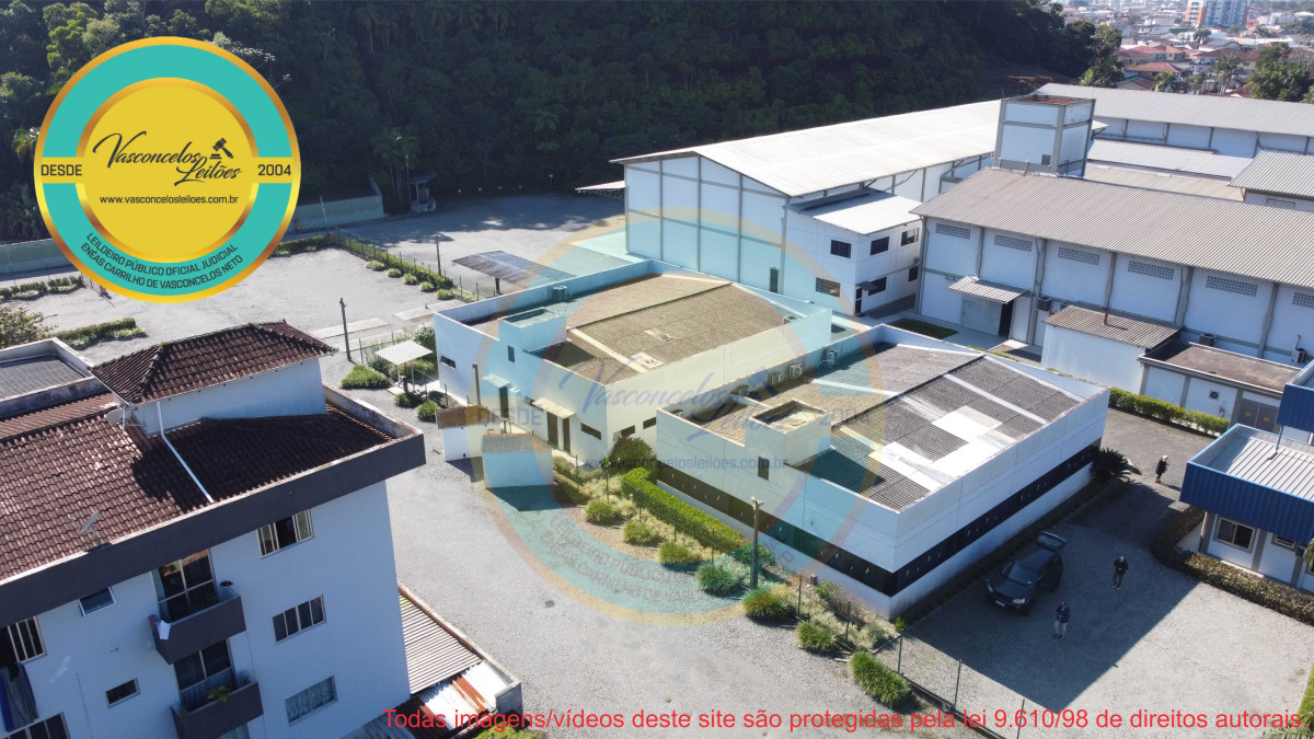 Imagem do imóvel Terreno com Galpões para Industrias Area total 24.597,26 m² e 6.000 M² em edificações
